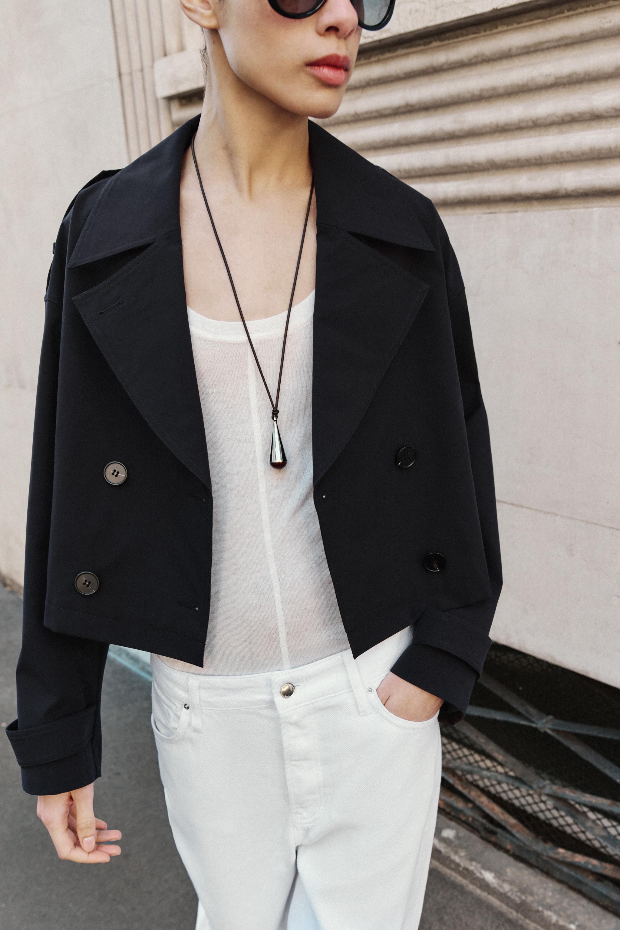 SHORT DOUBLE-BREASTED TRENCH COAT